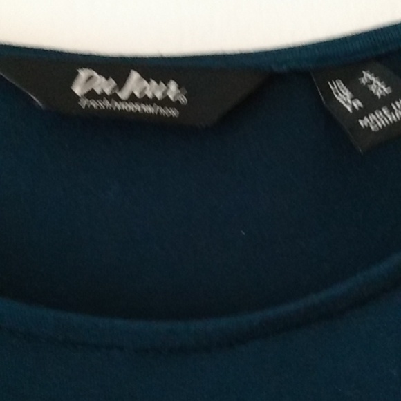 Top - Picture 2 of 6